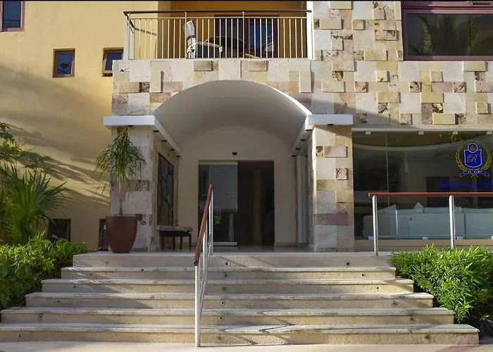 205 C: Centrally Located Apto. With Ocean View * Playa del Carmen