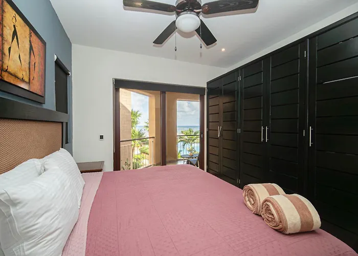 Apartment 205 C: Centrally Located Apto. With Ocean View Playa del Carmen