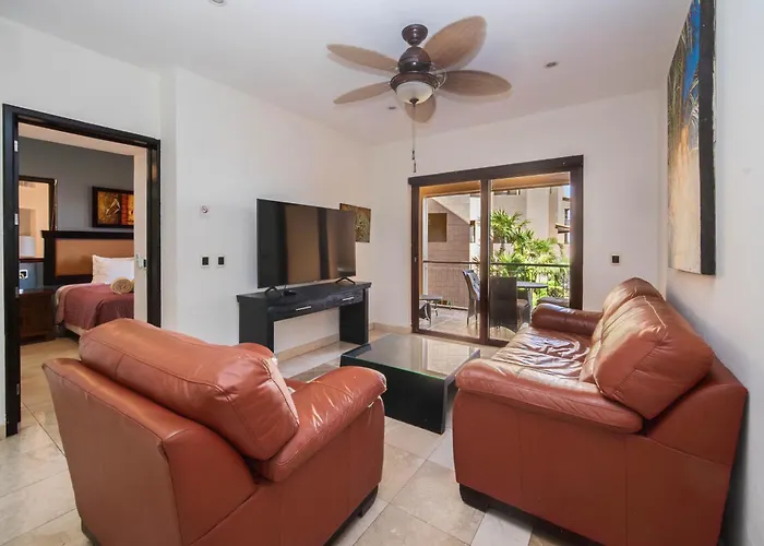Apartment 205 C: Centrally Located Apto. With Ocean View *