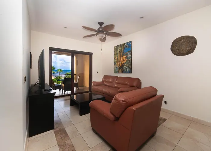 205 C: Centrally Located Apto. With Ocean View Playa del Carmen