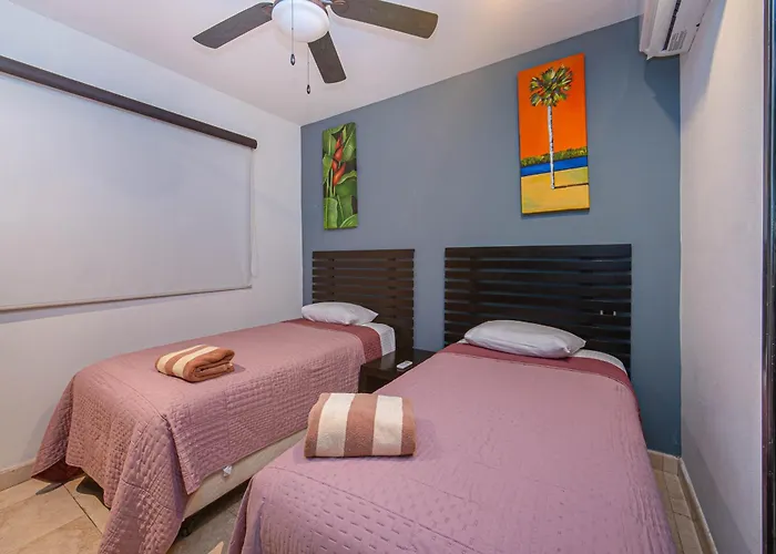Apartment 205 C: Centrally Located Apto. With Ocean View
