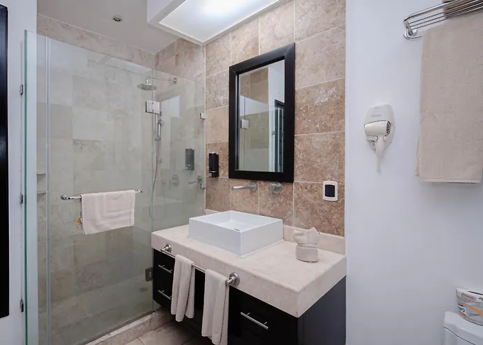 205 C: Centrally Located Apto. With Ocean View Apartment *